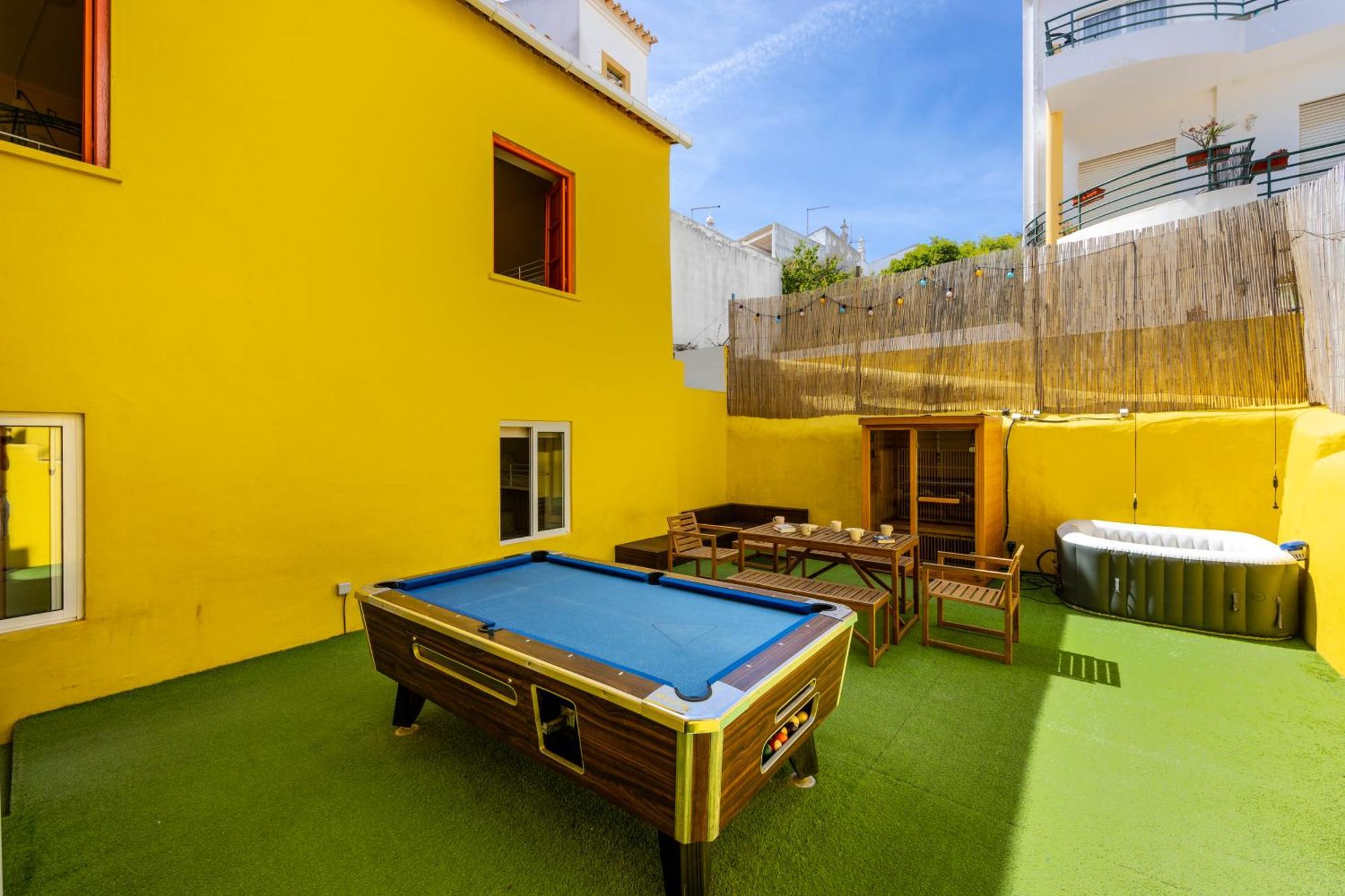 The Macarena Beach Hostel Lagos Eksteriør billede